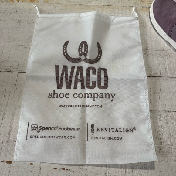 Spenco Santa Barbara Rivet NEW size 5.5 Elderberry Suede Sip On Loafer Sneaker - Picture 11 of 14